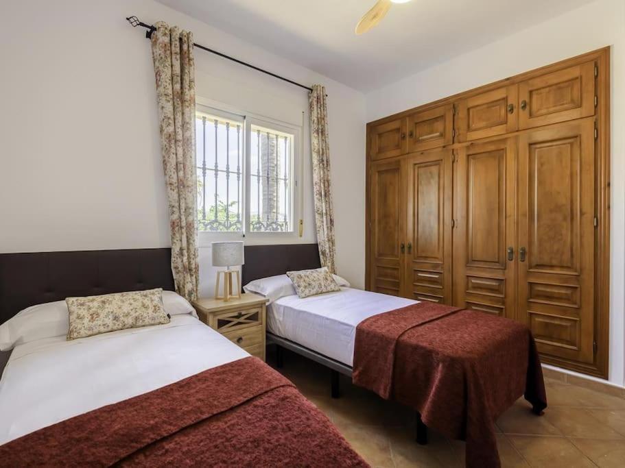 Alcam El Cortijo Βίλα Εστεπόνα Εξωτερικό φωτογραφία